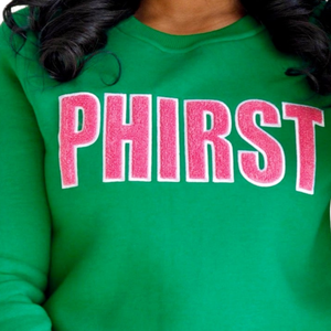 เสื้อสเวตเชิ้ตผ้าฟลีซคอกลมพรีเมียมปักลายตัวอักษรกรีกสำหรับผู้หญิง รุ่น PHIRST สำหรับฤดูหนาว - Product Image 4