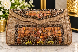 <b>Pearl</b> Rhinestone Mosaic <b>Clutch</b> Bag Evening Purse Floral Embellished Velvet Lining Clasp Closure Women's Mini Handbag for Party - Product Image 4