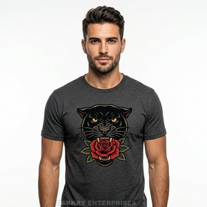Camiseta Personalizada para Hombre en Gris Oscuro, Fabricante de Camisetas de Algodón de Alta Calidad con Gráfico de Pantera Rosa, Impresión Serigráfica, Logotipo Bordado, OEM, ODM - Product Image 1
