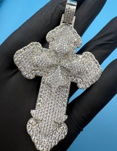 Colgante de cruz con diamante moissanita VVS, plata de ley 925, estilo gótico hip hop, para uso unisex. - Product Image 1