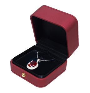 Caja de Joyería Rectangular de Cuero PU con Esquinas Redondeadas y Cierre de Hebilla Decorativa 70x70x45mm para el Día de San Valentín - Product Image 6
