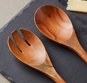 Wooden <b>Utensil</b> <b>Set</b> With Plaid Handle Matte Finish Dishwasher Safe Traditional Design For Kitchen Use - Product Image 2