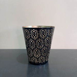 Décoration de table en fer gravé décoratif, finition noire V659, design artisanal - Product Image 3