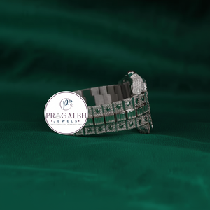 นาฬิกาข้อมือ Pragalbh Jewels Luxury Fashion รุ่นลิมิเต็ดอิดิชั่น ประดับเพชรโมอิสซาไนต์ ควอตซ์ สแตนเลสสตีล สำหรับผู้ชายและผู้หญิง - Product Image 4