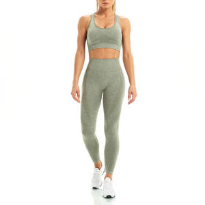 Ropa de Gimnasio y Fitness para Mujer, Conjuntos de Yoga, Nuevo Estilo, Conjunto de Yoga para Mujer Más Vendido, Hecho en Pakistán - Product Image 1