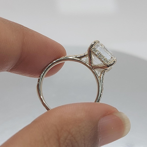 แหวนเพชรทรงแอสเชอร์ 3.5 กะรัต ดีไซน์ทันสมัย ตัวเรือนทองคำแท้ 18K แบบหนามเตย งานฝีมือคลาสสิก เครื่องประดับชั้นดีสำหรับผู้หญิง - Product Image 3