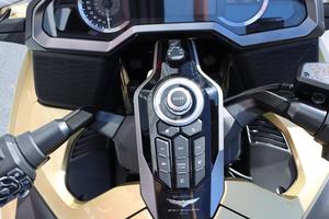 Special Offer 2025 Gold Wing Tour Six-speed manual 1833cc Liquid-cooled gasoline Touring <b>Motorcycle</b> in stock ready to export - Product Image 5