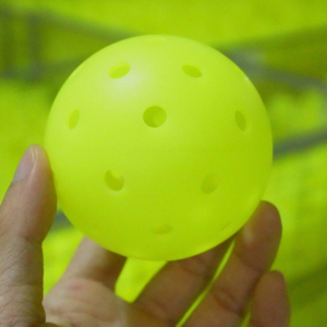 Balles de pickleball moulées en une seule pièce, 40 trous, 26g, norme USAPA, qualité tournoi intérieur/extérieur, fourniture directe usine - Product Image 1