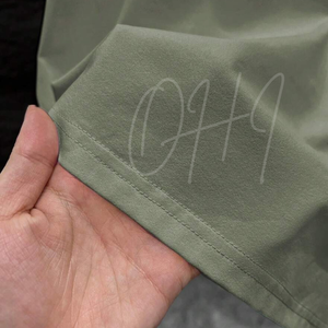 Camiseta de Algodón Extra Grande para Hombre con Logotipo Personalizado, Estilo Urbano Moderno, Color Sólido, Suave, Transpirable, Ecológica, de Secado Rápido, Cuello Redondo, Informal - Product Image 5