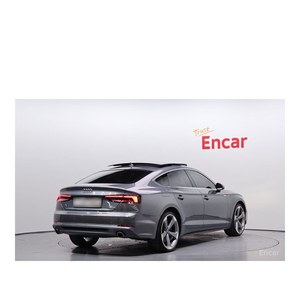 Audi A5 45 TFSI Quattro Premium Sportback 2020, 42 398 km, Volant à Gauche, Sièges en Cuir, Caméra Arrière - Product Image 2
