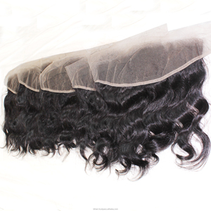 Découvrez un savoir-faire raffiné avec une dentelle frontale HD 13x6 100% naturelle, offrant un confort respirant et un cuir chevelu réaliste. - Product Image 2