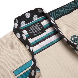 Kimono de Jiu Jitsu Brasileño (BJJ) sin Blanquear, Tejido Perla, 450GSM, Ligero, Transpirable, de Secado Rápido y Duradero para Artes Marciales - Product Image 4