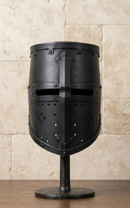 Casque de croisé médiéval traditionnel fait main, en acier de calibre 18, plaqué argent, avec sangle réglable, portable et personnalisable - Product Image 4
