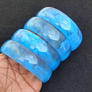 Bracelet jonc en résine bleue fait main, large et rétro, joncs en résine personnalisés - Product Image 2