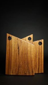 Planche à découper en bois faite à la main pour la préparation des légumes, des fruits, de la viande, du pain et des aliments - Product Image 3
