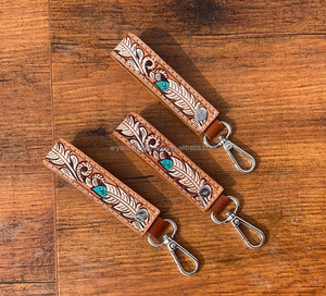 Conjunto de llavero de cuero con muñequera de pluma blanca y turquesa, llavero personalizado, llave de coche vaquera, correa de llave occidental, Clip para llave - Product Image 4