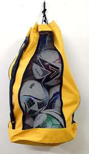 Bolsa de malla premium para entrenadores con correa de transporte ajustable y paneles de malla de alta visibilidad - Product Image 3