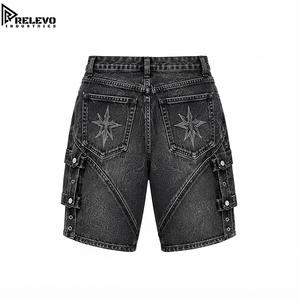 Jorts en jean multi-poches personnalisés, style Y2K délavé foncé, avec empiècements angulaires et accessoires métalliques - Product Image 2