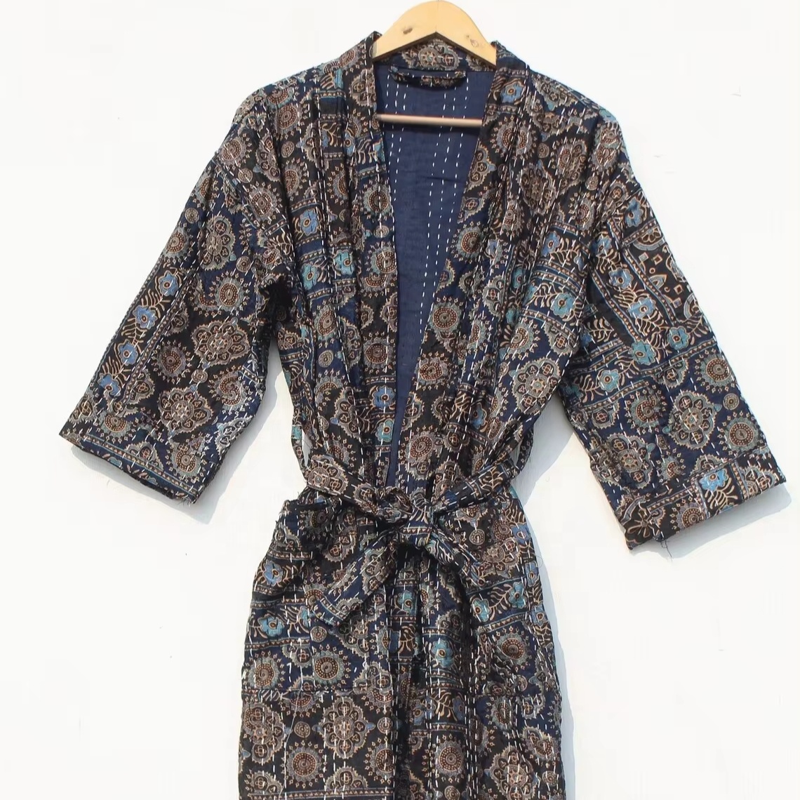 เช่นเดียวกับภาพ