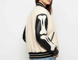 Blouson universitaire tendance pour femme avec impression en relief et broderie, manches en cuir surdimensionnées, respirant, idéal pour l'hiver - Product Image 6