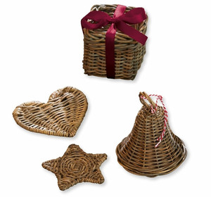 Adorno Navideño Rústico de Mimbre y Ratán Tejido a Mano para Colgar en el Árbol de Navidad, Estilo Festivo, con Tamaño Personalizado - CARYLN - Product Image 1