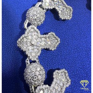 Pulsera de Moissanita con Cruz Religiosa Premium, Elaborada con Piedras VVS Engastadas a Mano y Acabado en Oro Blanco, Joyería de Lujo Inspirada en la Fe - Product Image 2