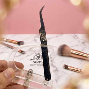 Pinzas para Pestañas con Diseño de Corazón Curvo en Plasma Negro, Pinzas Personalizadas para Extensión de Pestañas, Herramientas para Pestañas - Product Image 5