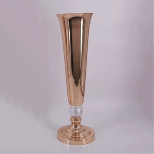Jarrón de latón estilo Art Deco, centro de mesa de lujo con bolas de cristal, jarrón de boda de alta calidad, hermoso juego de jarrones de metal. - Product Image 5