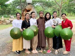 หมวกทรงกรวยใบบัวสำหรับเป็นของขวัญใช้ในชีวิตประจำวันหมวกทรงใบบัวขนาดและสี - Product Image 4