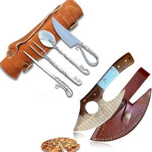 Ensemble de couverts vikings forgés à la main – Service de table médiéval 5 pièces avec couteau, cuillère, fourchette et pique à viande, cadeau, coupe-pizza viking, hache - Product Image 1