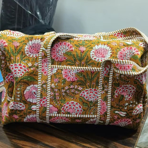 Manufacturer and Wholesaler <b>Large</b> Cotton Weekender Travel <b>Bag</b> Handmade Quilted Fabric Duffle <b>Bag</b> Block Printed Overnight <b>Bags</b> - Product Image 1