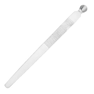 Limpiador de uñas de un solo extremo Removedor de cutículas de acero inoxidable alemán Empujador de cutículas de uñas de alta calidad para la belleza - Product Image 1