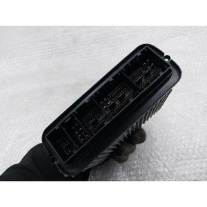 ECU และโมดูลคอมพิวเตอร์มือสองสำหรับรถยนต์ซีรีส์ 7 รุ่น 851675301 - Product Image 4