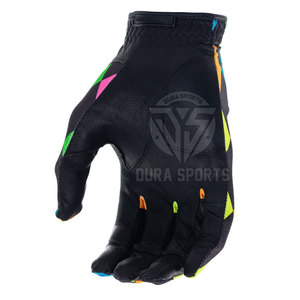 Guantes de golf de alta calidad para hombre, guantes de golf de cuero suave con ajuste cómodo, agarre fuerte y rendimiento duradero. - Product Image 5