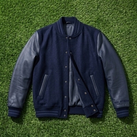 Blouson Bomber Homme Bleu Marine Hiver Col Montant Style Letterman avec Logo Brodé Personnalisé sur le Devant, Respirant et Séchage Rapide en Polyester/Coton