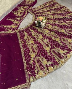 Ensemble Lahenga Choli Dupatta semi-couture en tulle doux pour femmes, toutes saisons, pour occasions formelles, mariages, fêtes, Diwali, motif floral - Product Image 5