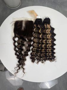Extensions de cheveux naturels vierges vietnamiens blond miel, ondulations profondes, avec closure en dentelle HD 4x4 pouces, vente en gros - Product Image 5