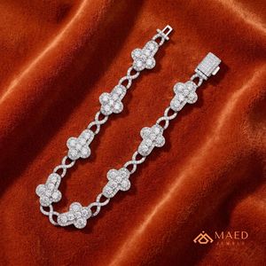 สร้อยข้อมือเงินแท้ 925 ชุบทองคำขาวประดับมอสซาไนต์ สไตล์ฮิปฮอป คิวบันลิงค์ เครื่องประดับแฟชั่นสำหรับผู้หญิงผู้ชาย ของขวัญสุดหรู เครื่องประดับคุณภาพดี ใหม่ - Product Image 2