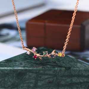 Collier en Moissanite et Saphir, Pendentif en Or Rose, Bijoux de Luxe pour Femmes, Fabrication OEM ODM, Vente en Gros - Product Image 5