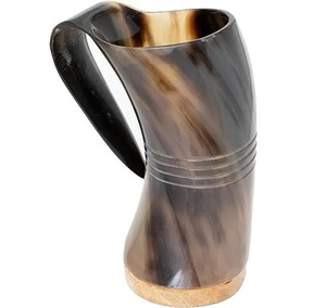 Taza Artesanal de Cuerno de Búfalo con Diseño de Nudo Celta Tallado, Forma Natural, Duradera, Artículo Coleccionable, Superventas - Product Image 4