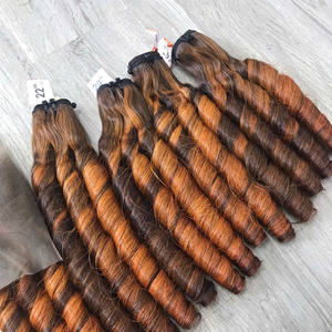 Prix de gros meilleure qualité Extensions de cheveux humains vietnamiens bouclés et rebondissants couleur piano Fournisseur de gros bon marché - Product Image 5