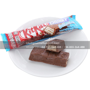 KitKat Galletas y Crema Chunky 38g Barra con Relleno Sabor Toffee - Product Image 2