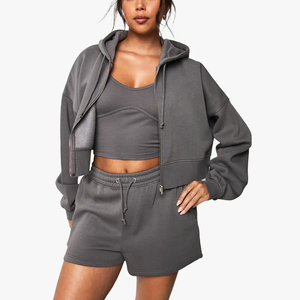 Ensemble de survêtement polaire uni pour femme, personnalisé, avec haut court zippé, coupe ample, pantalon de jogging et short, pour la course - Product Image 1