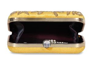 Sac à main ethnique brodé à la main, élégant et abordable pour femmes, idéal pour les soirées et les occasions spéciales - Product Image 4