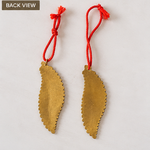 AK Laiton Attrayant Feuille Conception En Métal De Noël Décor Suspendu Lot De 2 Avec Finition Dorée Pour Ornements D'arbre/Décor De Noël - Product Image 3