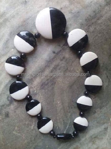 Collier à couches de corne et d'os d'élite 100% pour la collection de bijoux pour femmes au prix de gros par M.R.S. EXPORTATIONS - Product Image 2