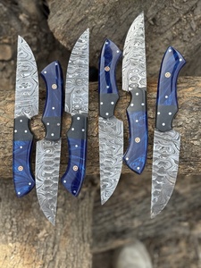 Couteau de Chef en Acier Damas 67 Couches, Forgé à la Main, Lame Fixe, Ambidextre, Manches en Résine Bleue, Personnalisé, Utilitaire Extérieur - Product Image 2