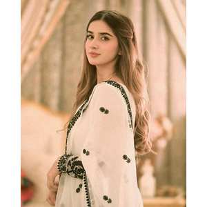 Hermoso Vestido Anarkali de Algodón y Elegante Dupatta para Fiestas - Product Image 3