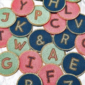 Sous-verres en perles de coton écologiques faits à la main, design unique personnalisé pour occasions spéciales, broderie colorée et complexe - Product Image 1