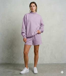 Conjunto de Top de Cuello Alto y Shorts para Mujer, Estilo Moderno y Casual, Estructura Ligera - Product Image 1
